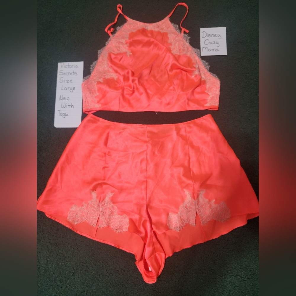 Victoria's secret size Large satin pajamas NEW with tags